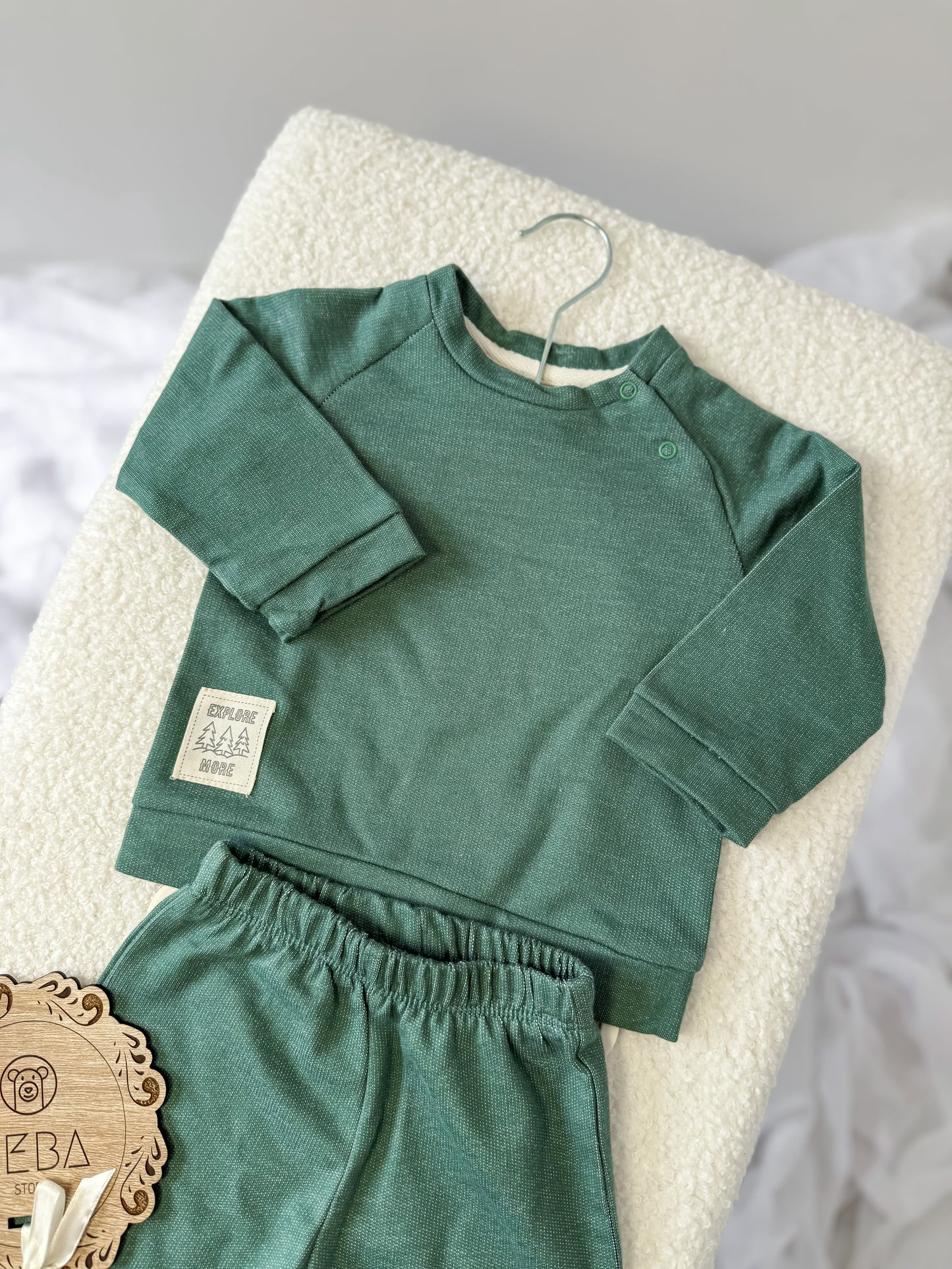 KOMPLET MAJICA I PANTALONE