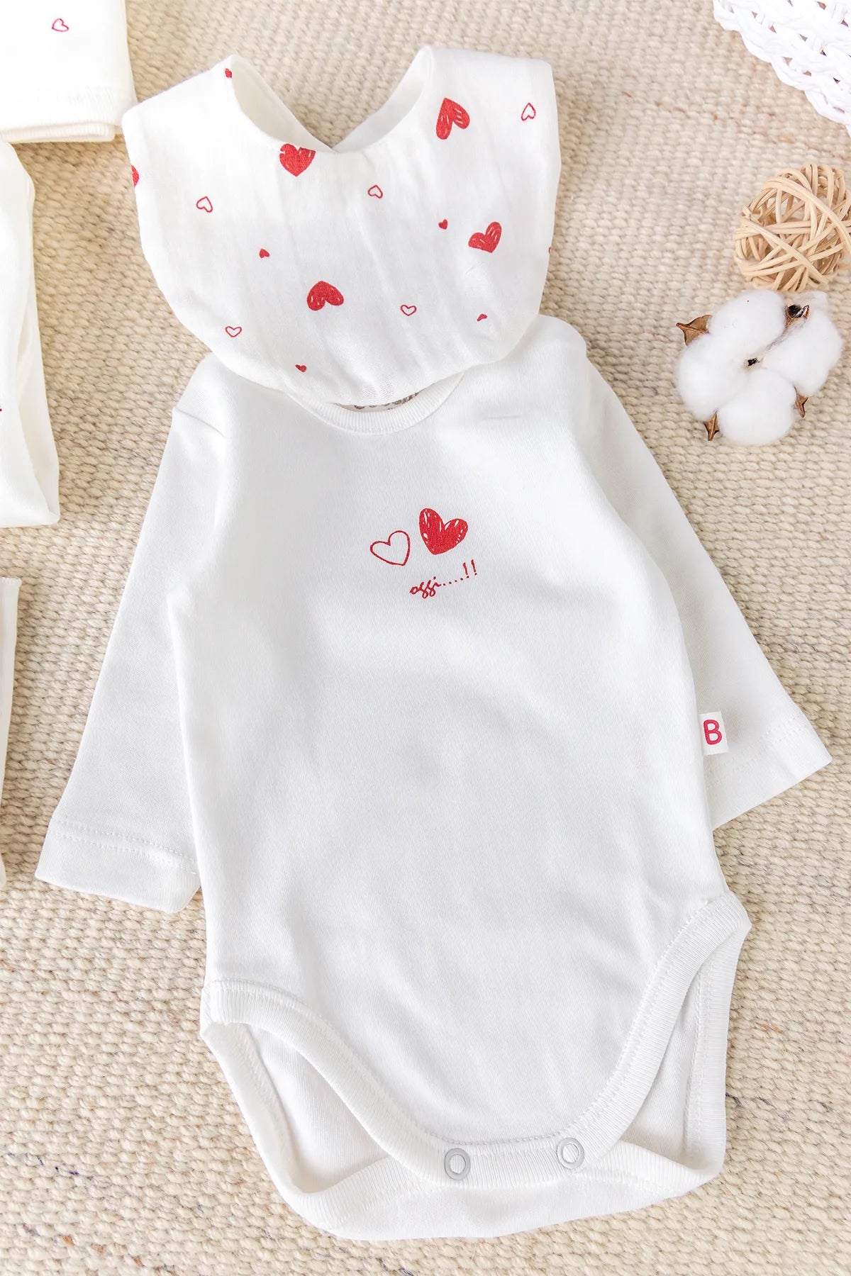 SET AMORINA DESET DELOVA