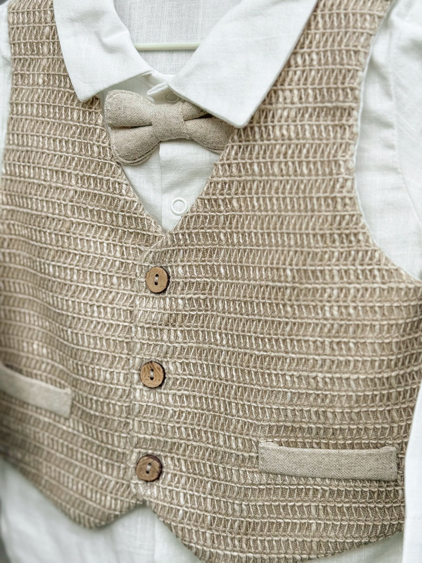 ELEGANTNO ODELO ZA DEČAKE