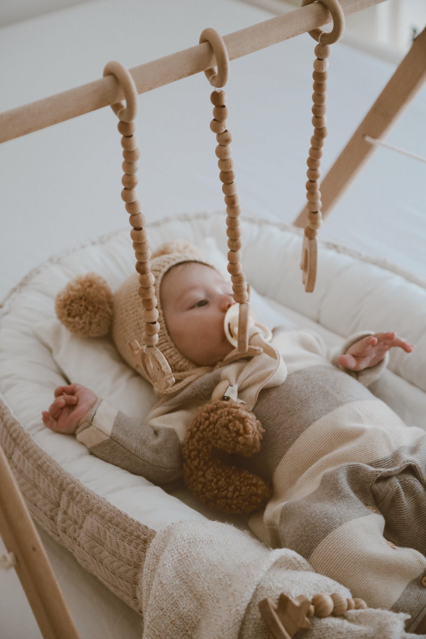 ZIMSKA KAPA NA VEZIVANJE