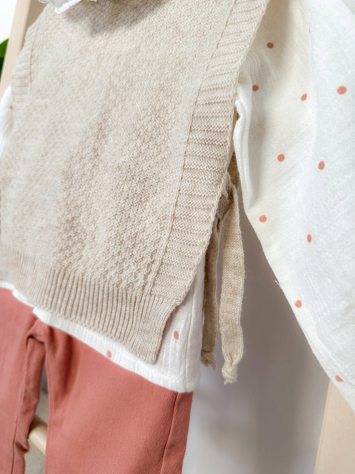 TRODELNI ELEGANTNI KOMPLET