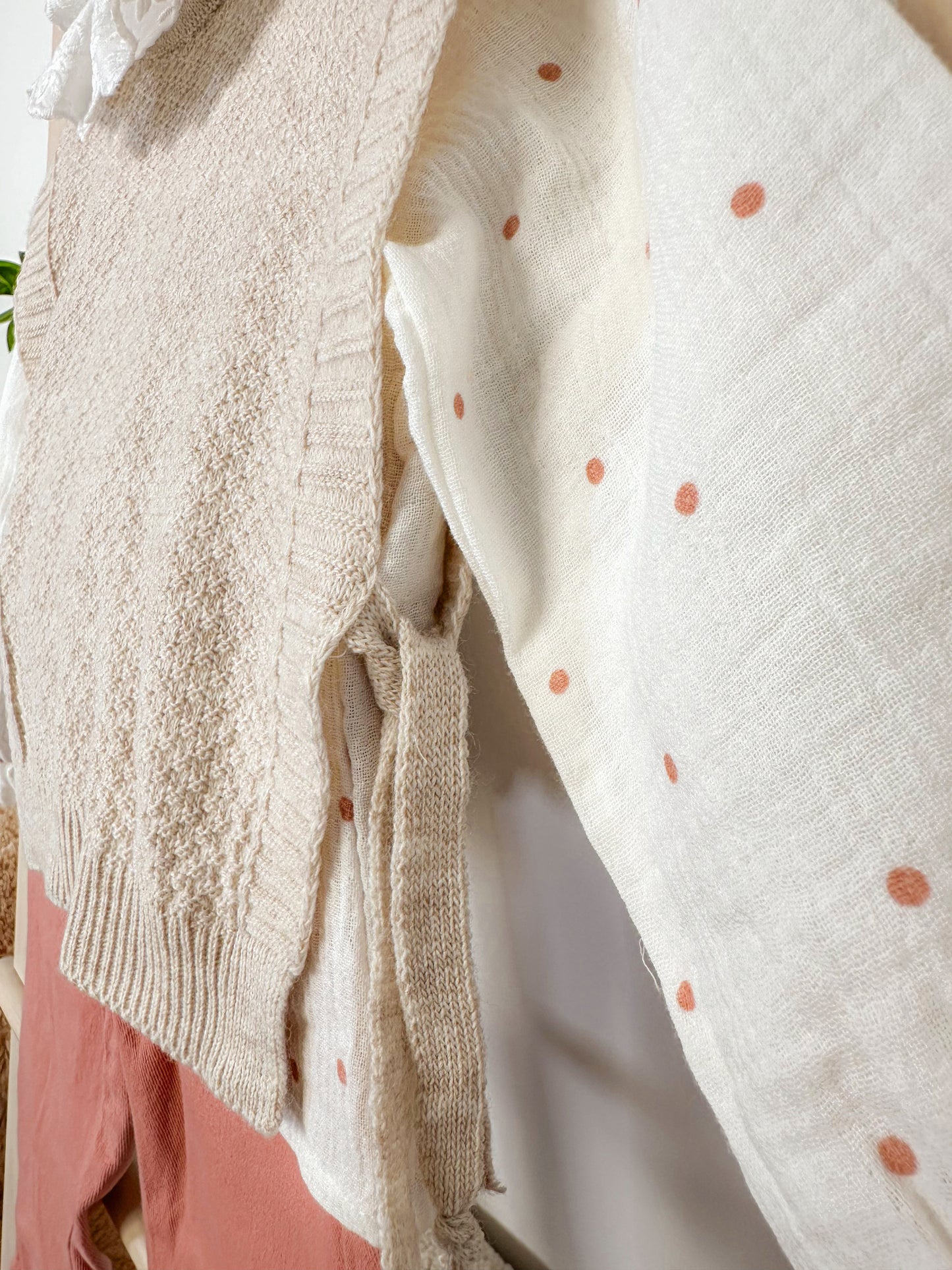 TRODELNI ELEGANTNI KOMPLET