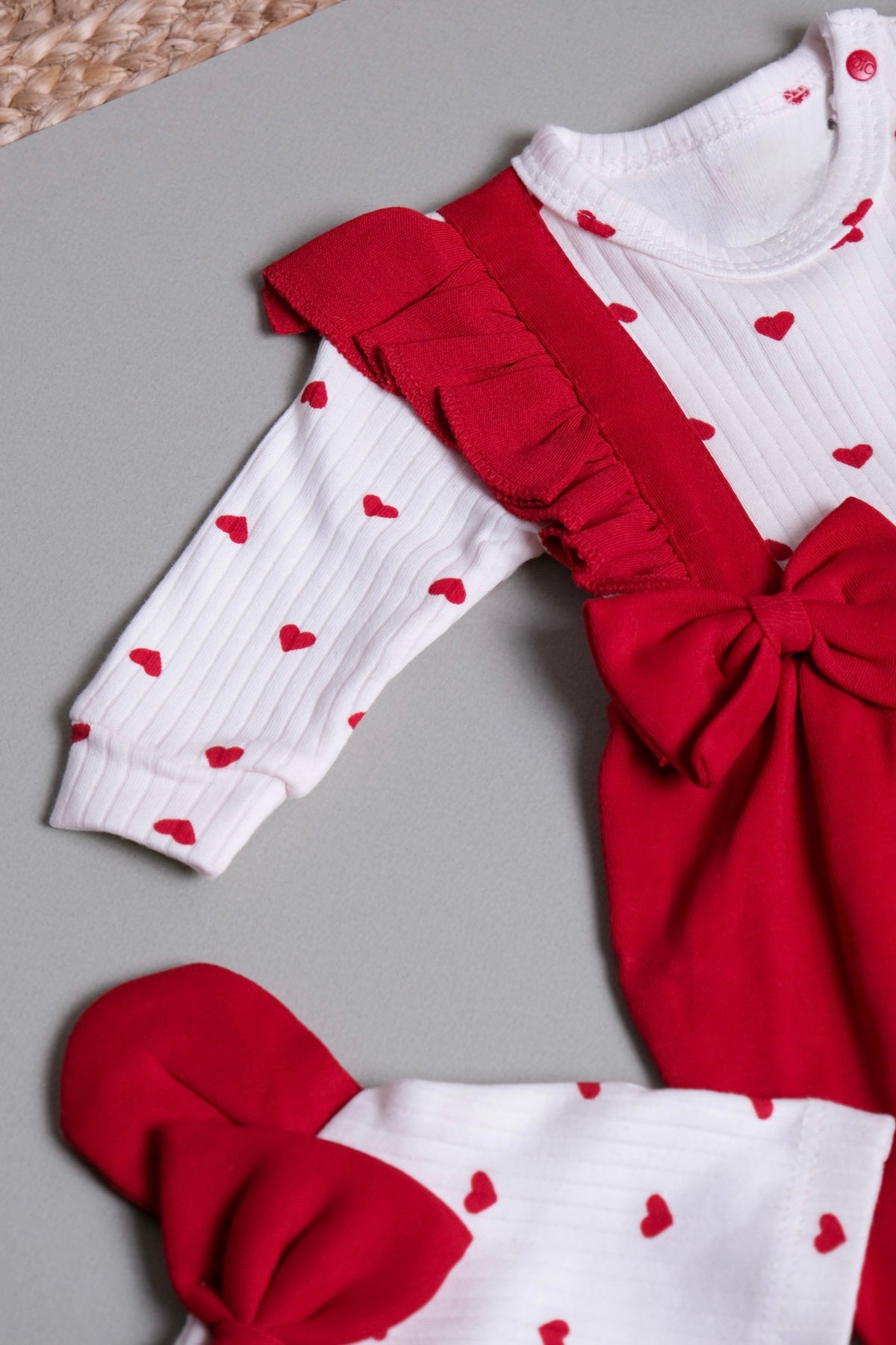 KOMBINEZON I KAPA SRCE