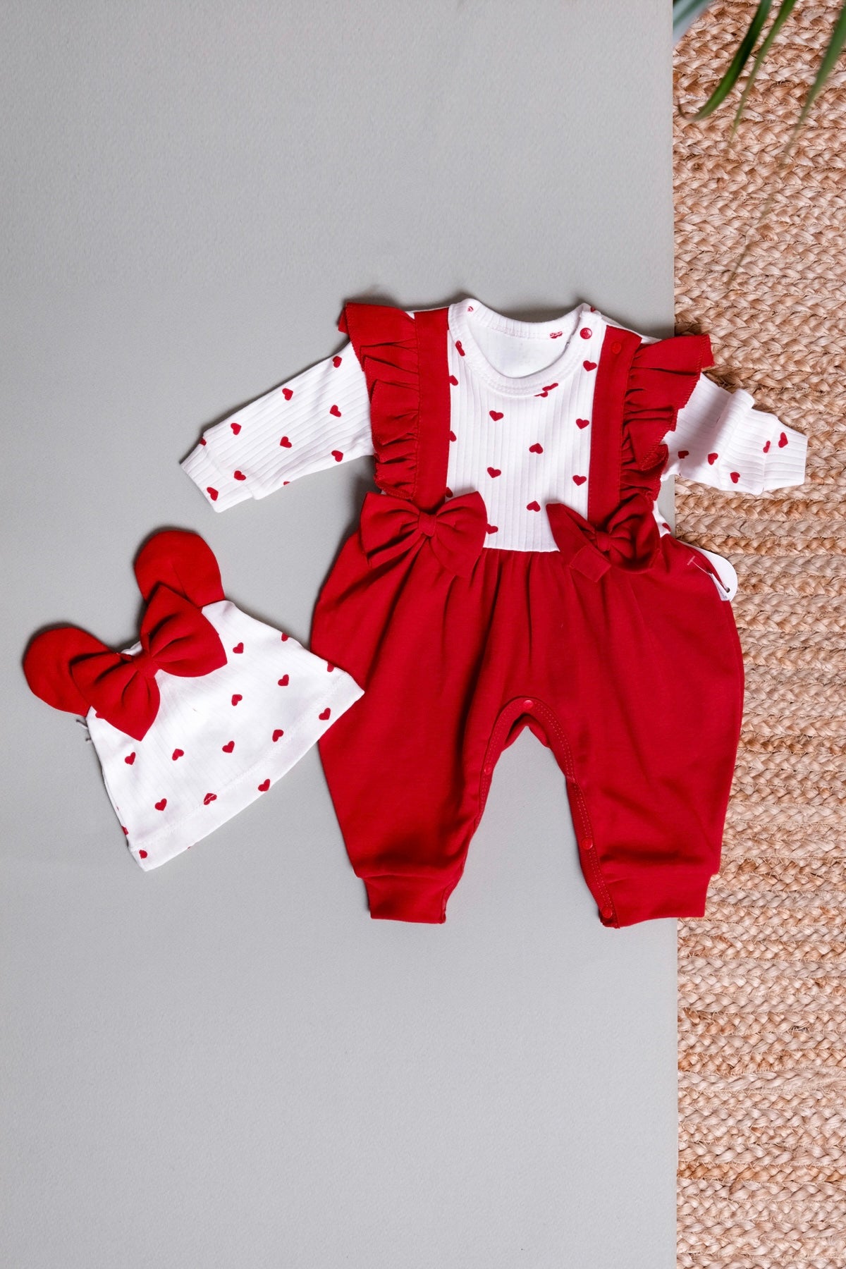 KOMBINEZON I KAPA SRCE