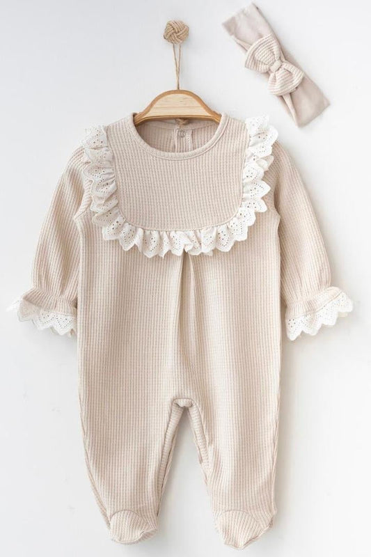 KOMBINEZON I TRAKA SA KARNERIMA