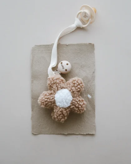 TEDDY FLOWER LANČIĆ ZA DUDU - Kapućino