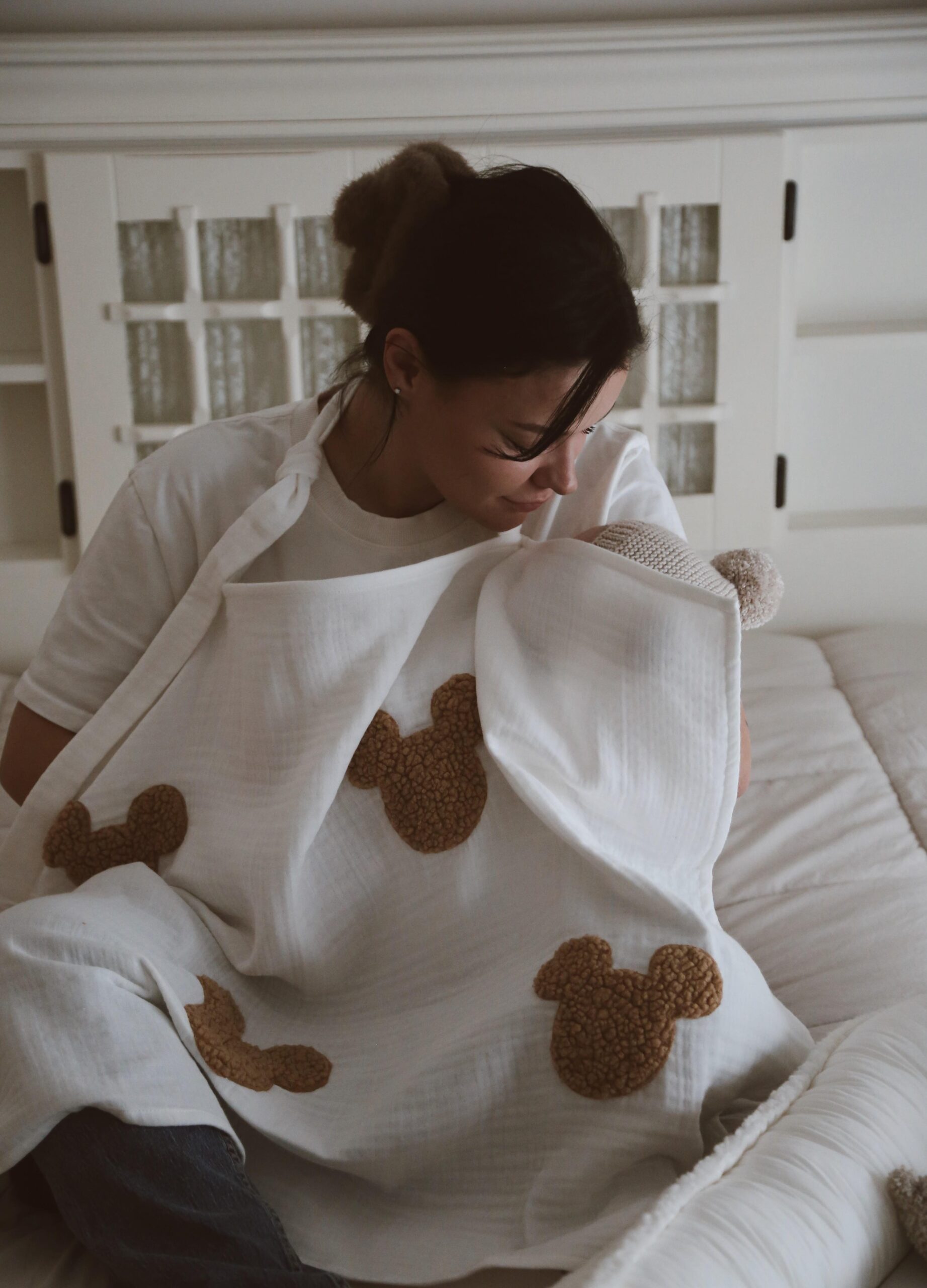 TEDDY MICKEY POKRIVAČ ZA DOJENJE - Slika 3