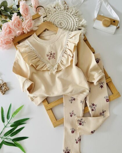 KOMPLET DUKSERICA I HELANKE