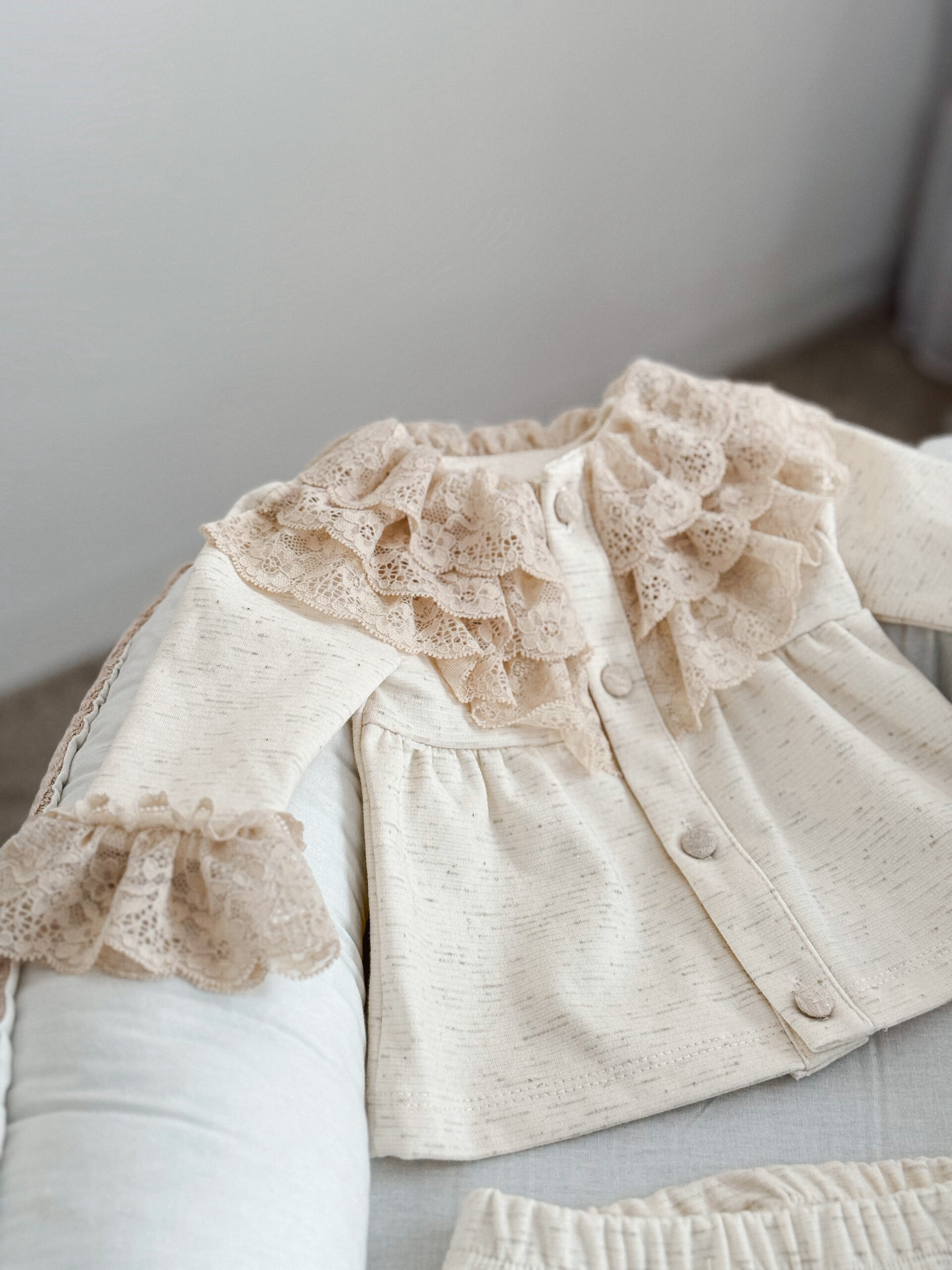 ELEGANTNI TRODELNI ALINA SET - Slika 2