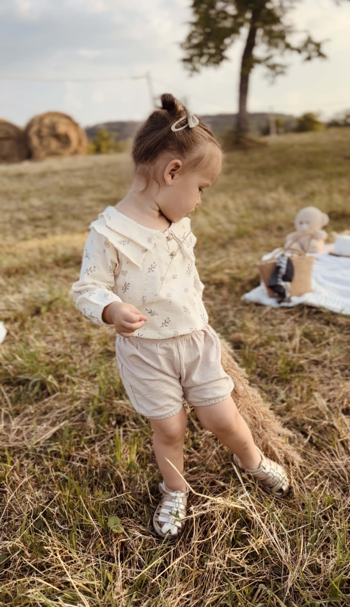 LIORA BLUZA I ŠORTS SA CVETNIM DETALJIMA - Slika 6